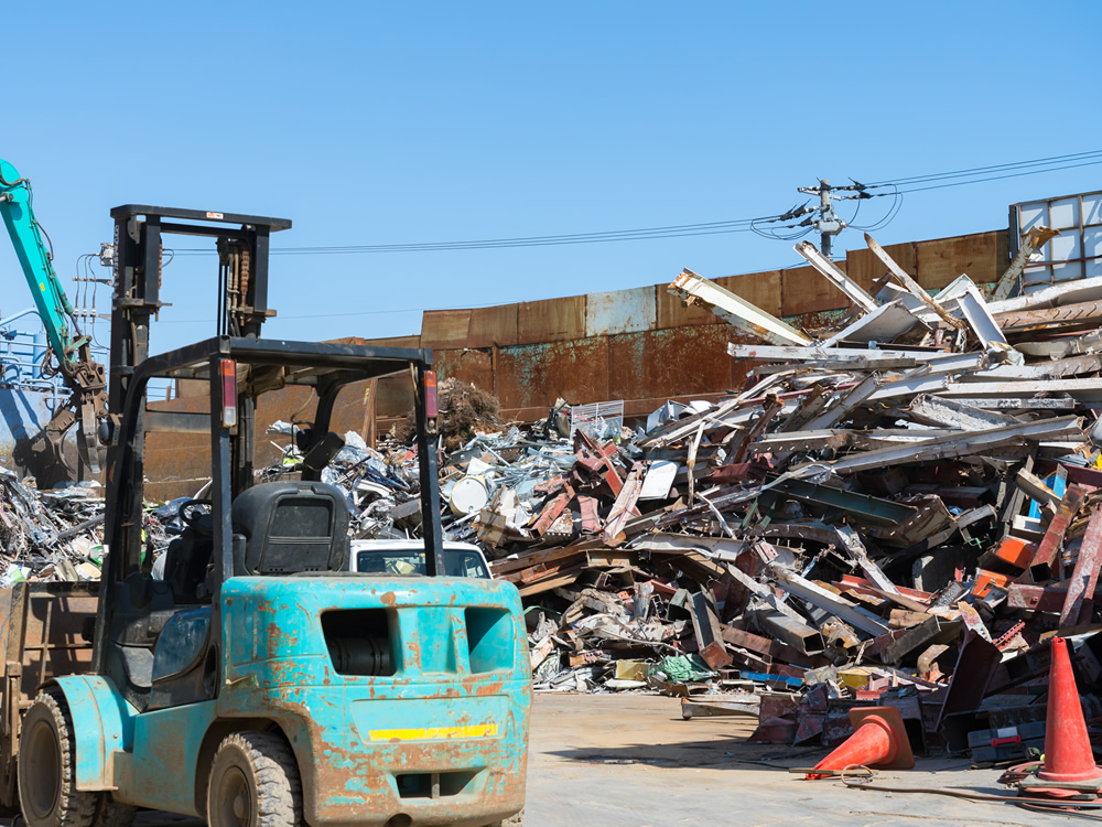  (LROC1) Level 4 Low Risk Operator Competence for Non-Hazardous Waste Transfer and Storage CIWM (WAMITAB)